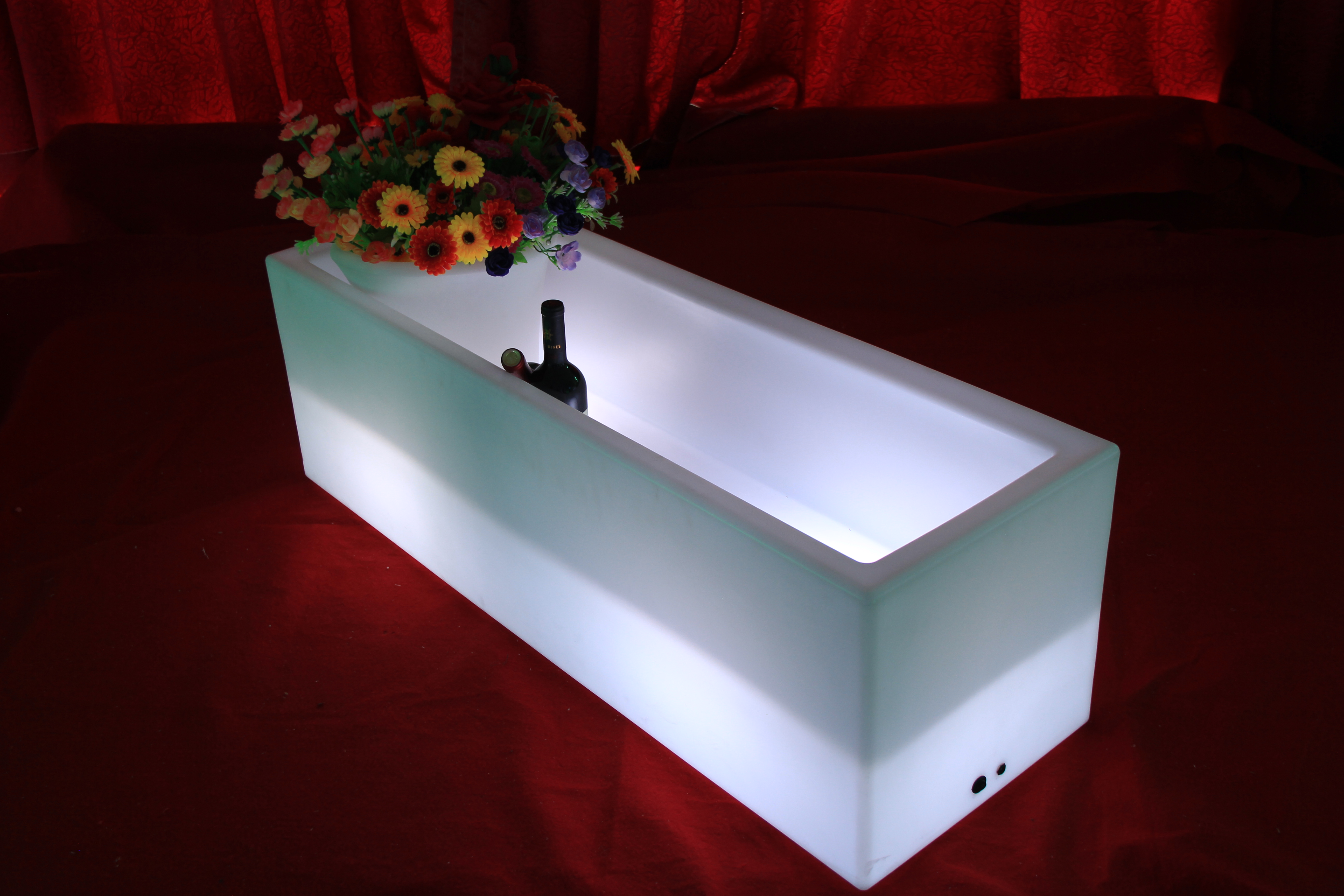 Bar Setup bei Gartenparty